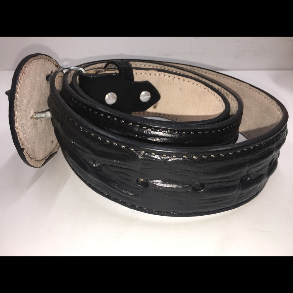🌹HP🌹 Crocodile Print Leather Belt Black Color ✨NEW - Picture 2 of 3